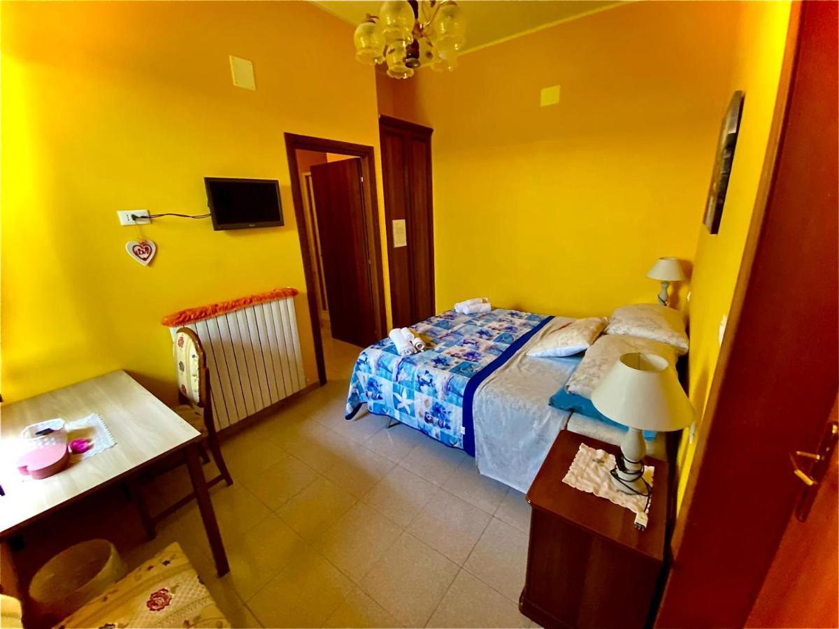 B&B Santa Lucia Silvi Paese Buitenkant foto