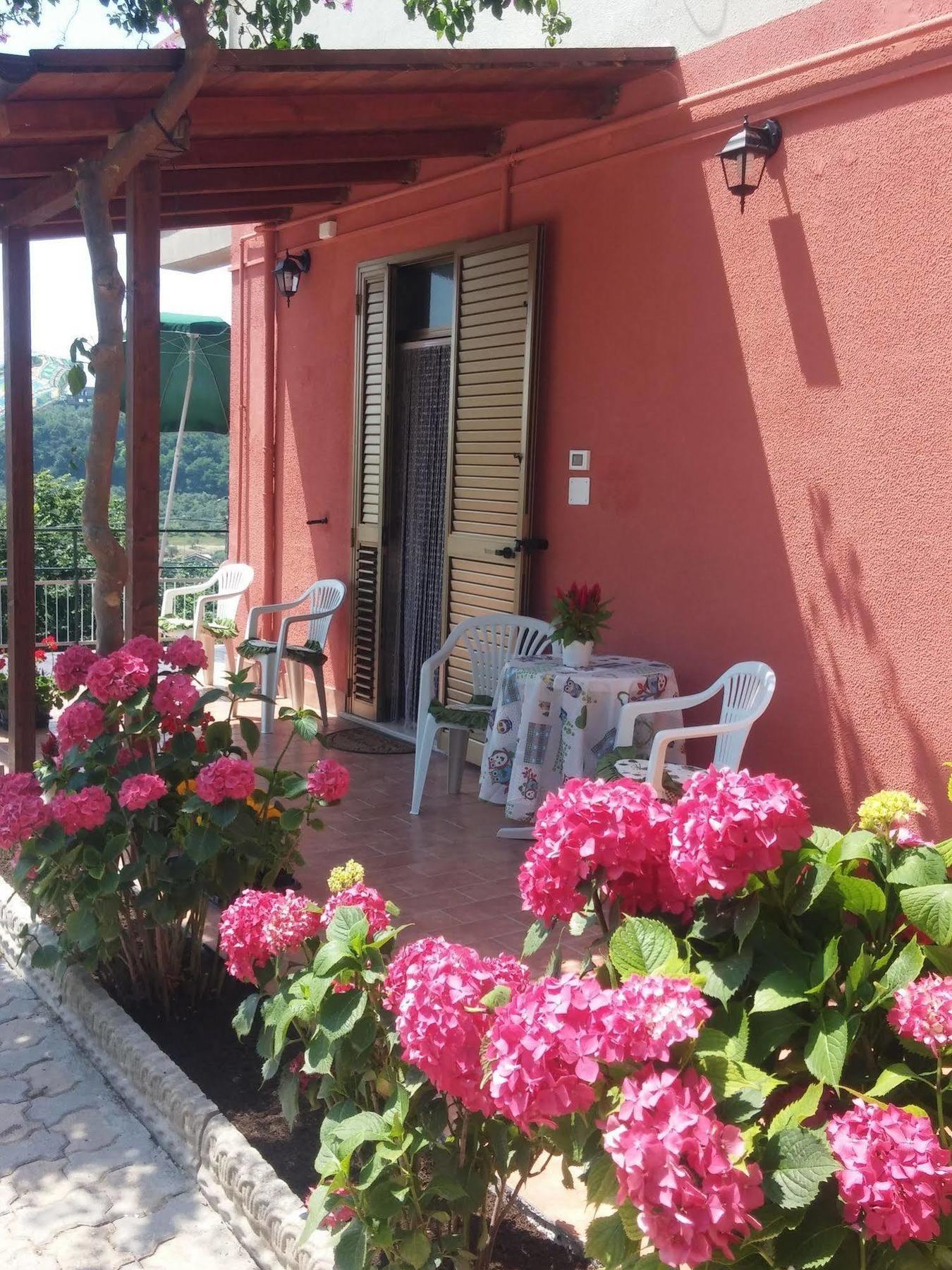 B&B Santa Lucia Silvi Paese Buitenkant foto