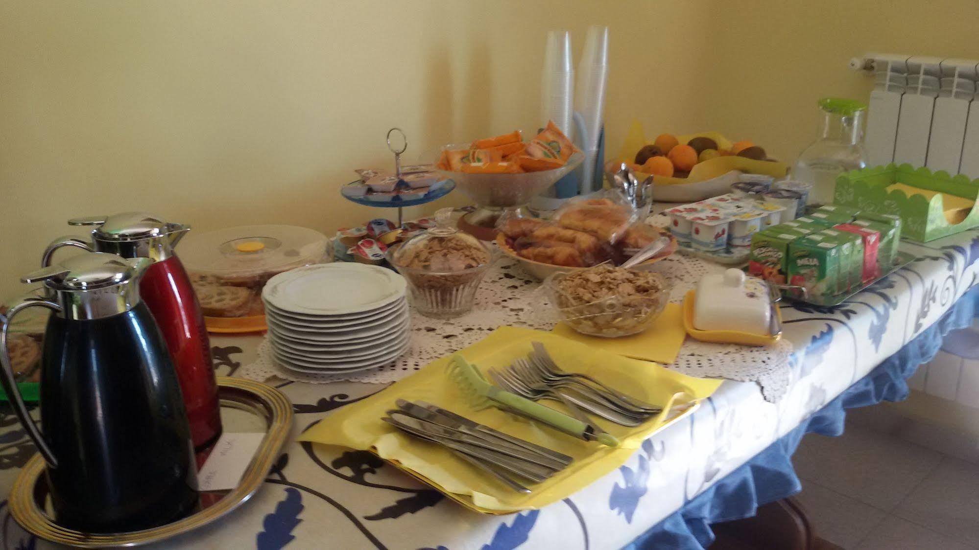 B&B Santa Lucia Silvi Paese Buitenkant foto
